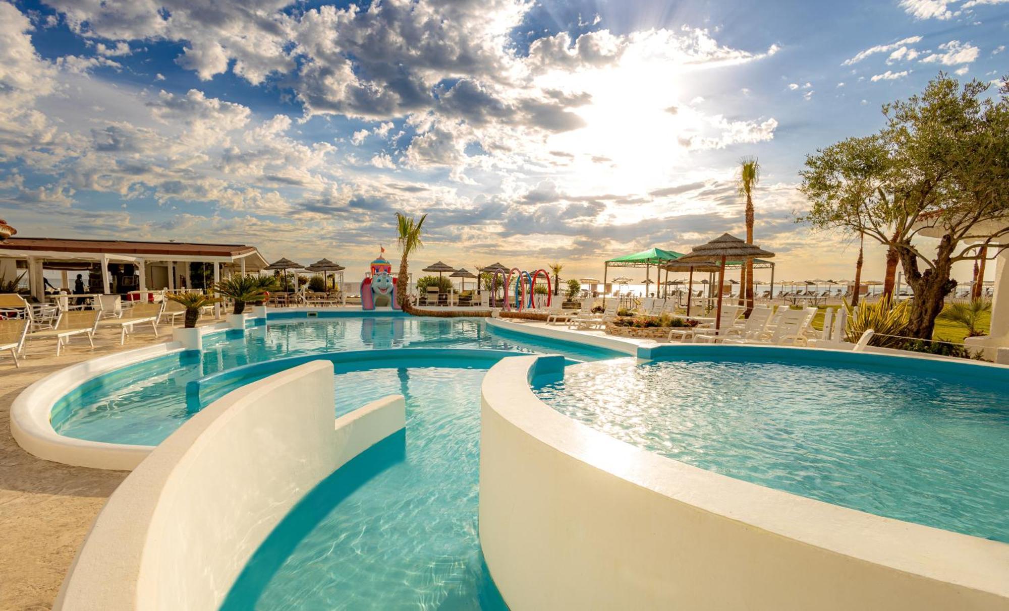 Cala Nostra Resort 马洛塔 外观 照片